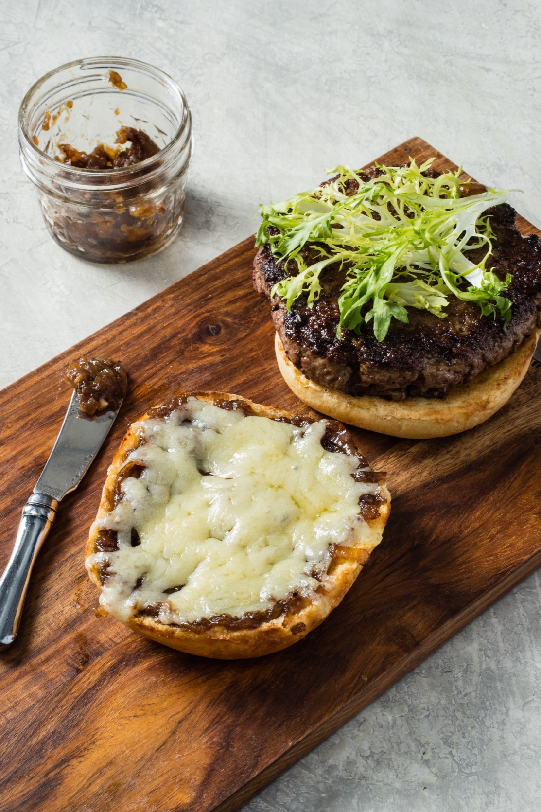 SFS_french_onion_burger_021.jpg