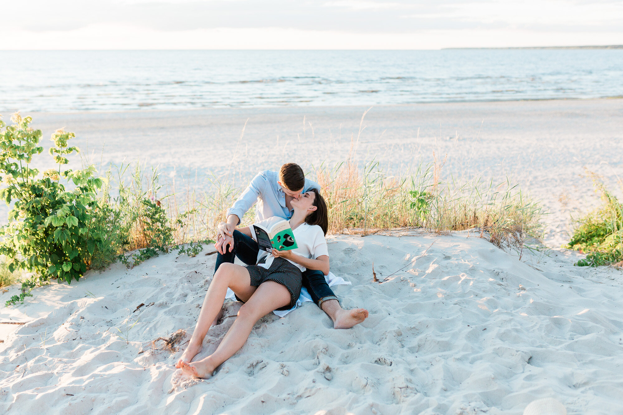 winnipeg_in_home_session_beach_session_couples-25.jpg