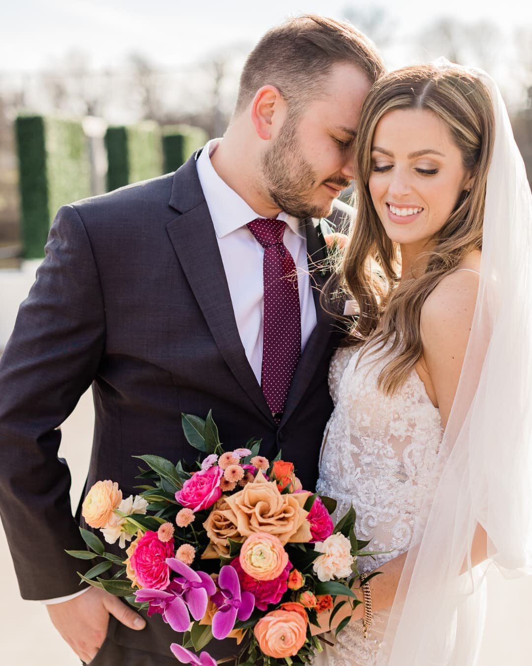 Dreamy light &amp; a beautiful couple.