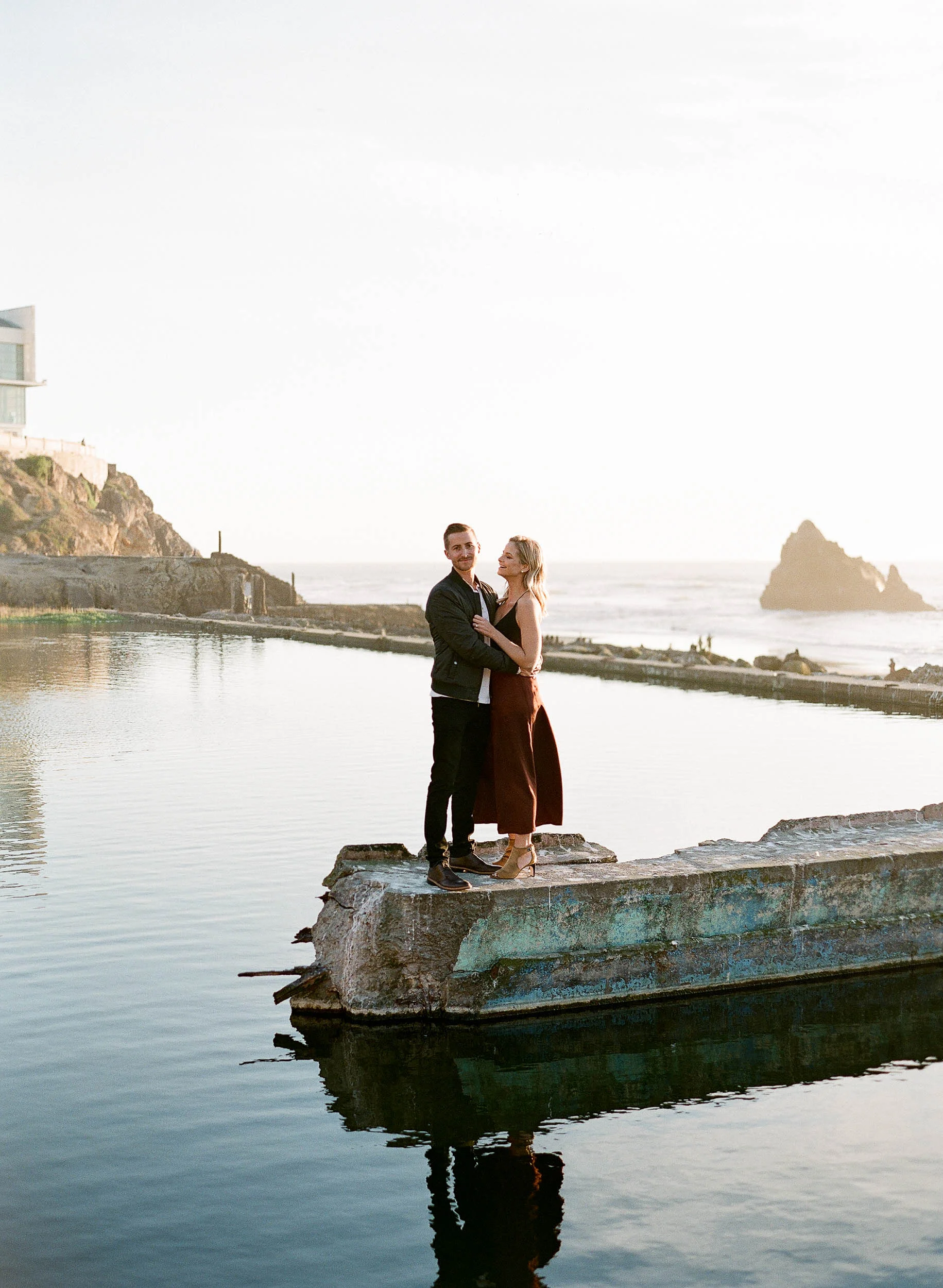 021618_D+K Sutro Baths Engagement_Buena Lane Photography_F400+1_0038.jpg