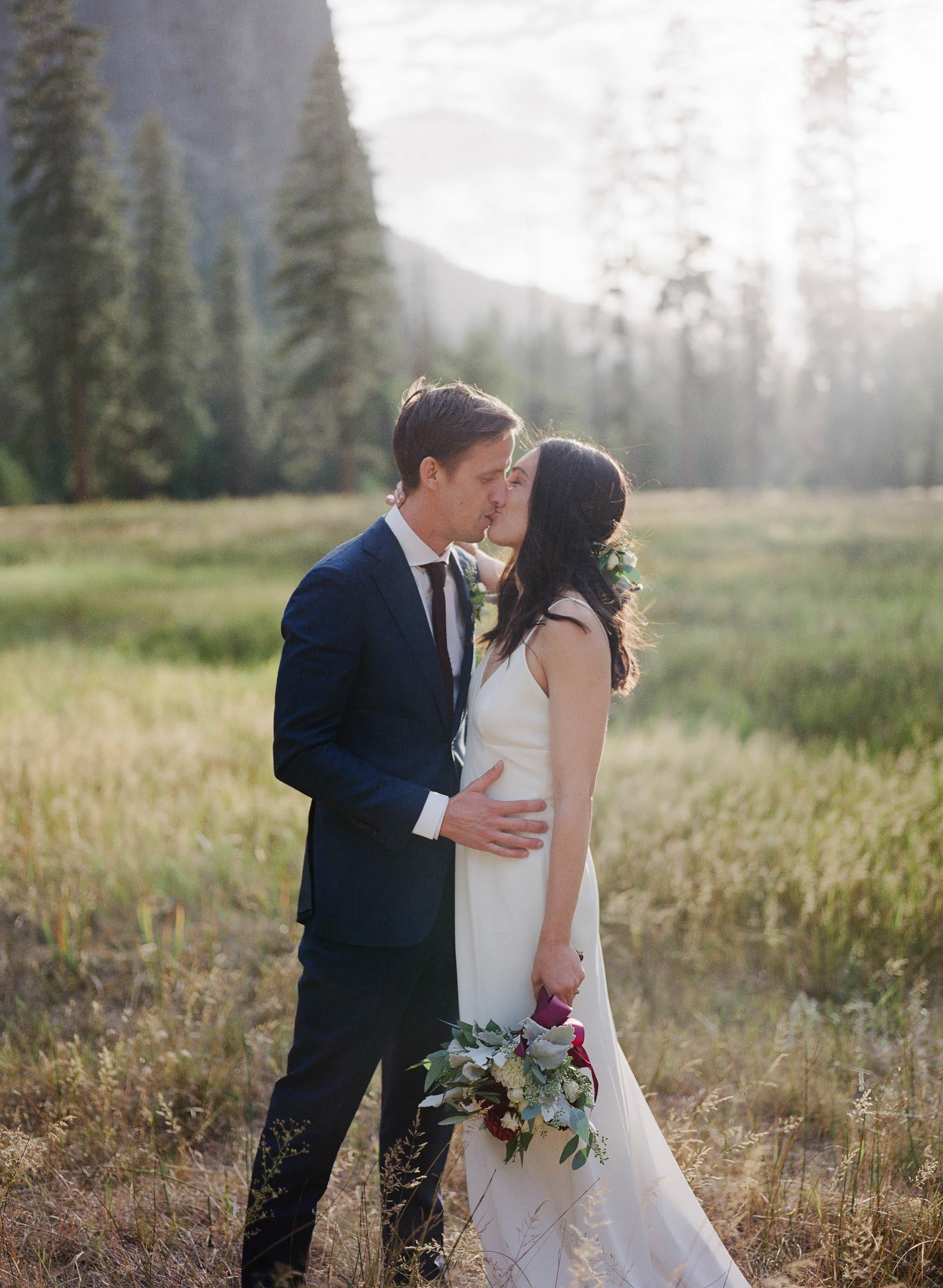 Intimate Yosemite Wedding_Buena Lane Photography_000063870016.jpg