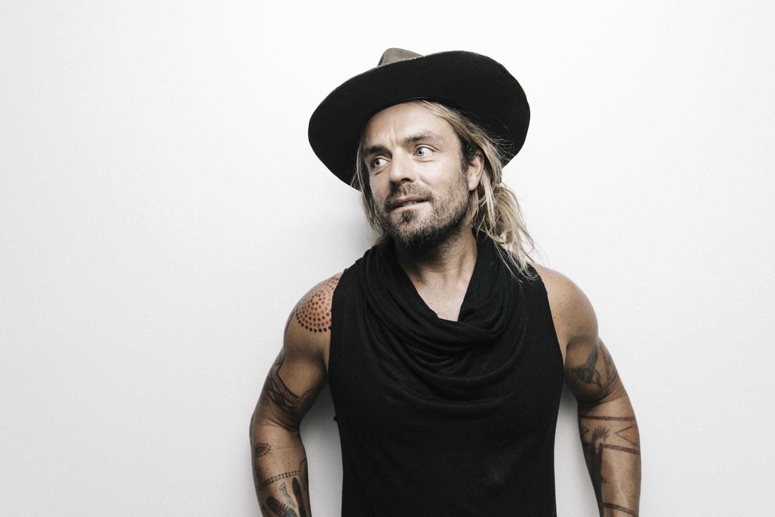 xavier-rudd-the-salty-dreamers.jpg
