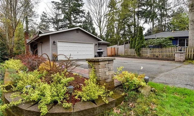 2713 NE 10TH 106TH PLACE, SEATTLE · MLS 1105661 · $790,000 · REPRESENTED SELLER
