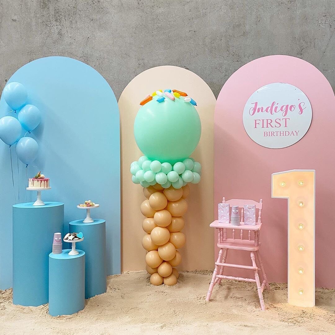 I Scream, You Scream, We All Scream for Ice Cream 🍦 

A cute little 1st birthday set up featuring our new arch walls. 

When mismatched they make the perfect beach themed set up.

To see our full range of items head to our website - the link is in t