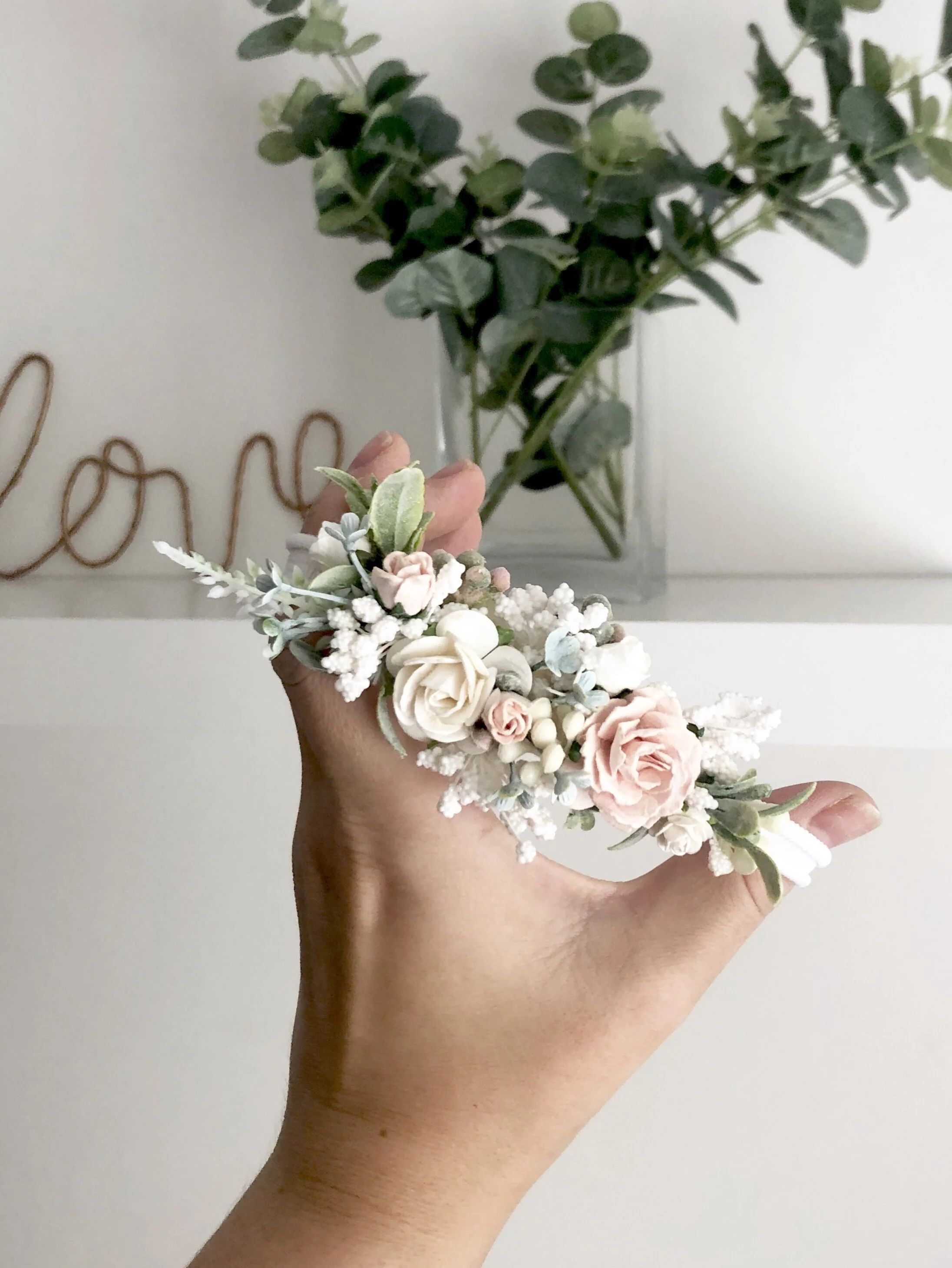 AEEE2620-8425-4FA4-8BD9-D94554A745A4