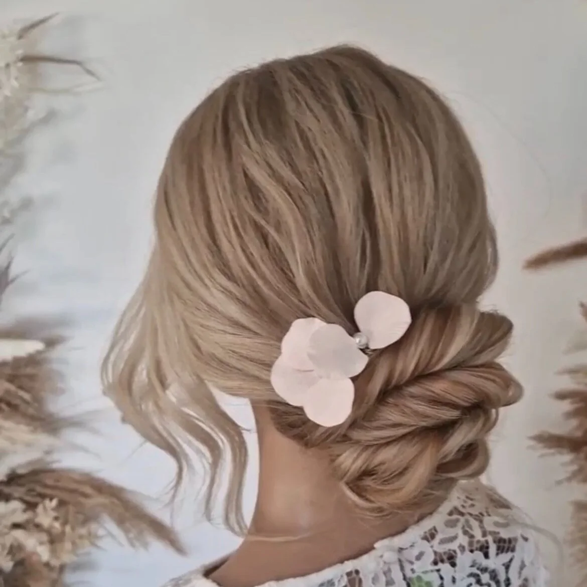 9CAA55AE-6B3D-4C1D-A8EA-A242FED5C282