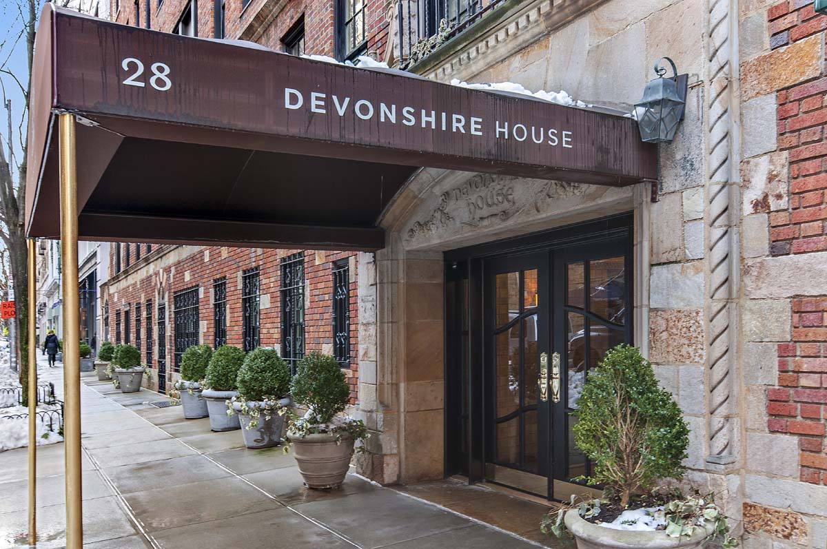 28 East 10th Street Building Entrance