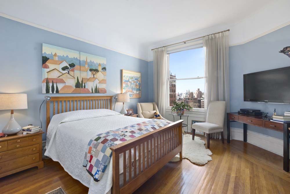 43 Fifth Avenue Apt. 10NW Master Bedroom