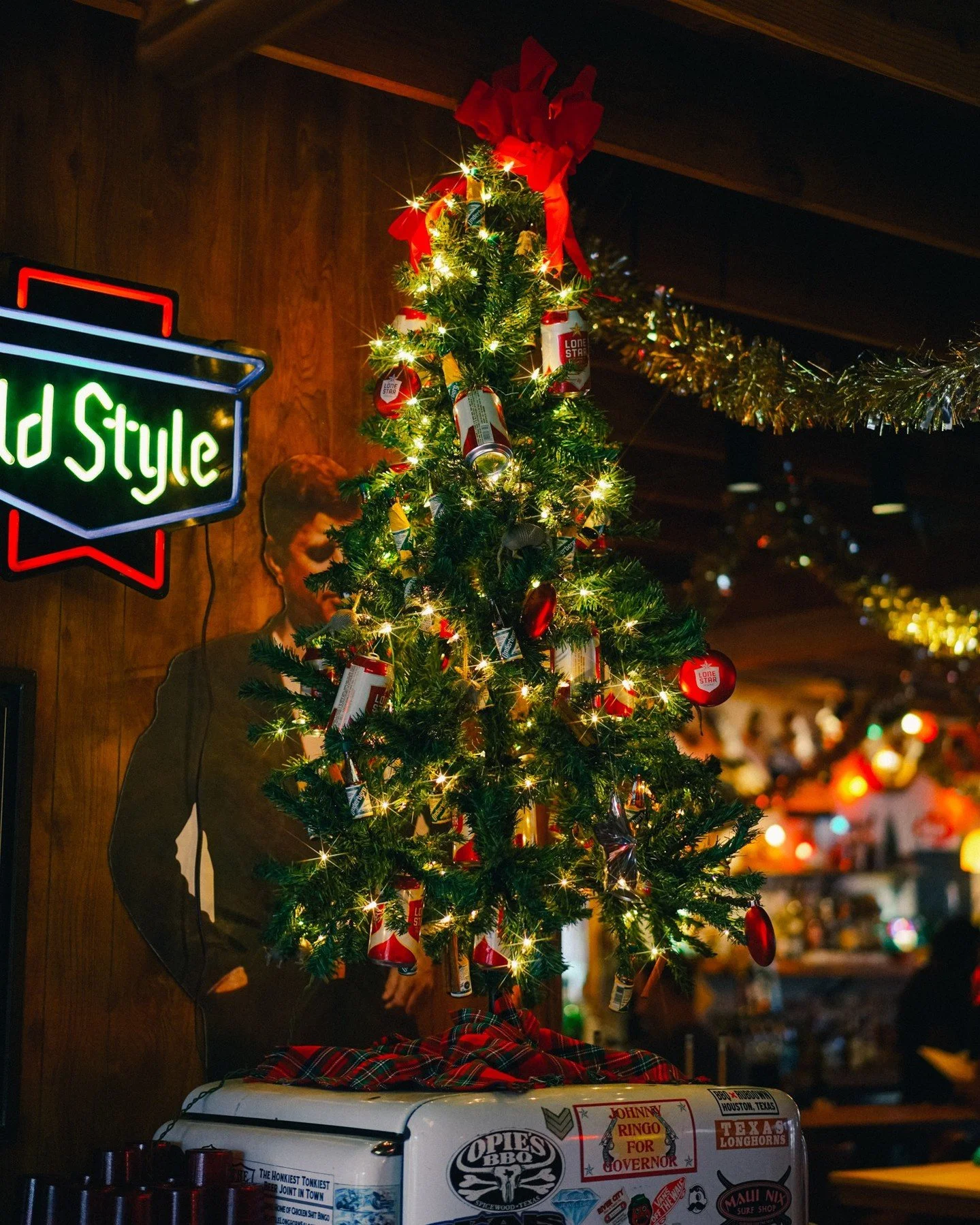 It&rsquo;s that time of year! Toys for Tots x EZ&rsquo;s is back this Thursday, December 4. Bring a toy, grab a wristband, and enjoy 10% off your tab. 4 pm &lsquo;til midnight.