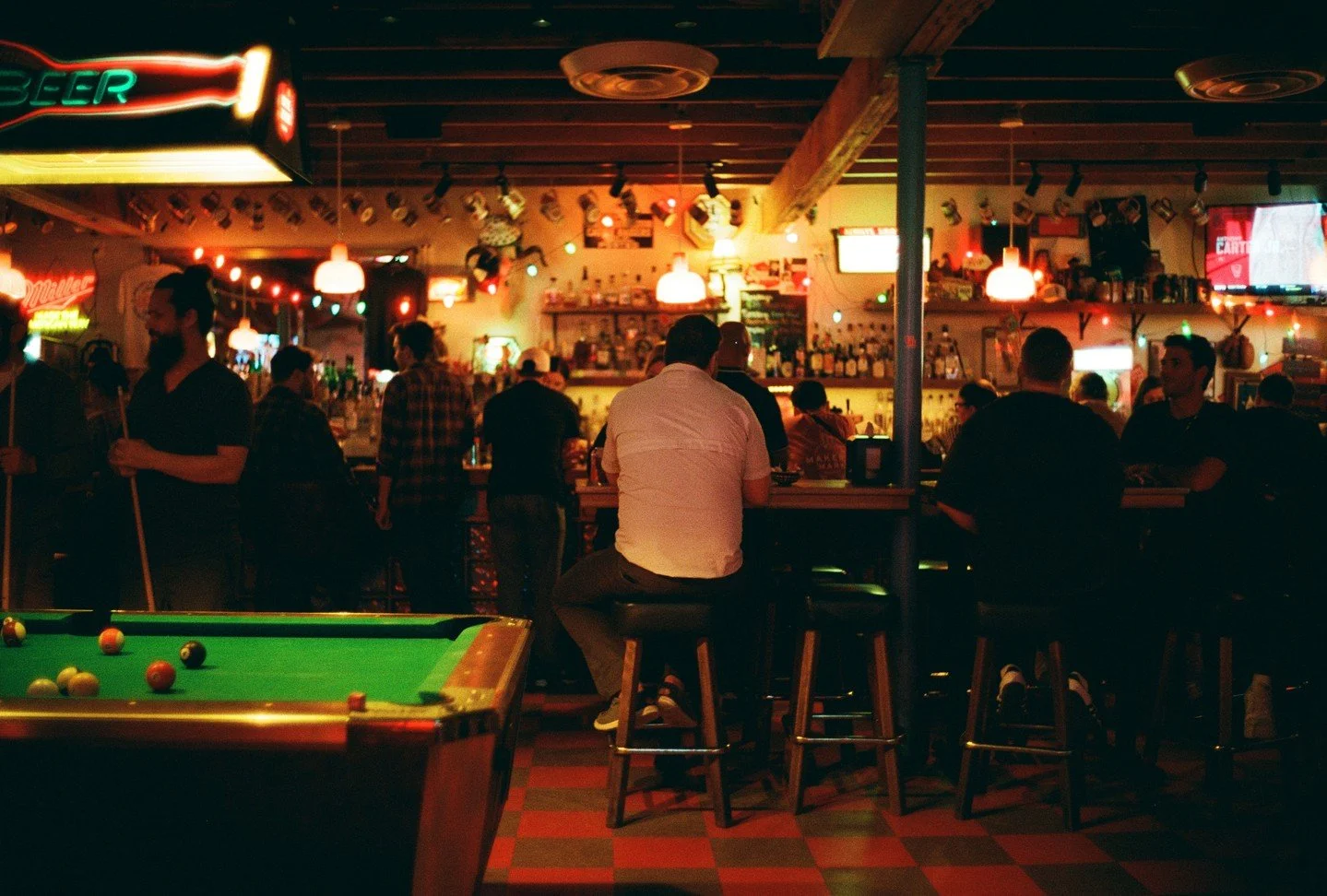 The vibes for #SteakNight. Mondays, 5 p.m. $28 steak and sides, plus $5 shifties.⁠
⁠
📸: @venusinfurrr