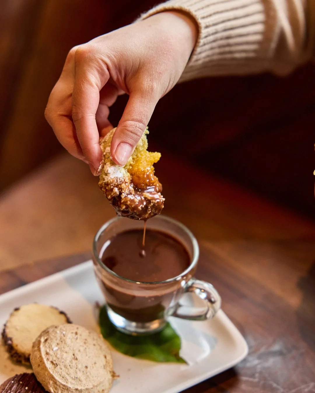 Our Italian holiday cookies have returned. 🎁⁠
⁠
▫️Lemon thumbprint with satsuma marmalade⁠
▫️ Mocha reindeer hoof print with chocolate⁠
▫️German hazelnut (gluten-free)⁠
▫️Alfajores with caramel and cocoa nibs (gluten-free)⁠
▫️Biscotti with cranberri