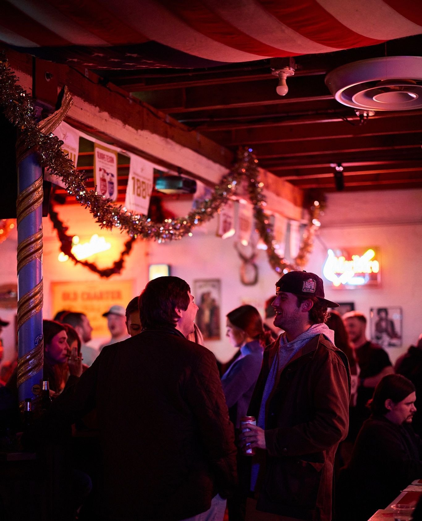 Have yourself a very EZ weekend. 🎄🍸️🎁