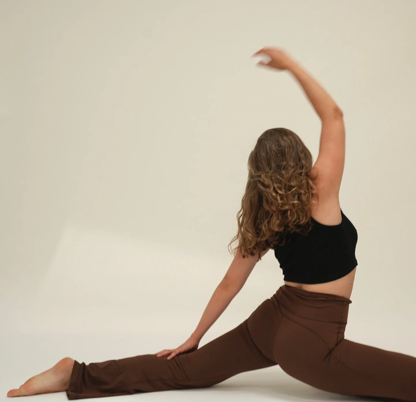 FEBRUARY WORKSHOP 🤍

Flexibility is so much more than just stretching &ndash; and this 2-hour workshop will prove you just that as you explore how to get into the front splits and its variations!

Combining passive and active flexibility, I will gui