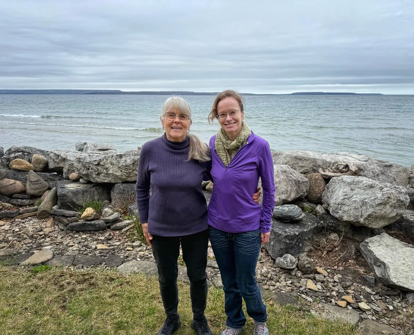 Happy Mother&rsquo;s Day @sullivanhettie! 💐Thank you for all the support, love and friendship over the years. I hope you have the wonderful day you deserve. 

#mothersday #georgianbay #meandmom #bigbay #spring2025 #happymothersday