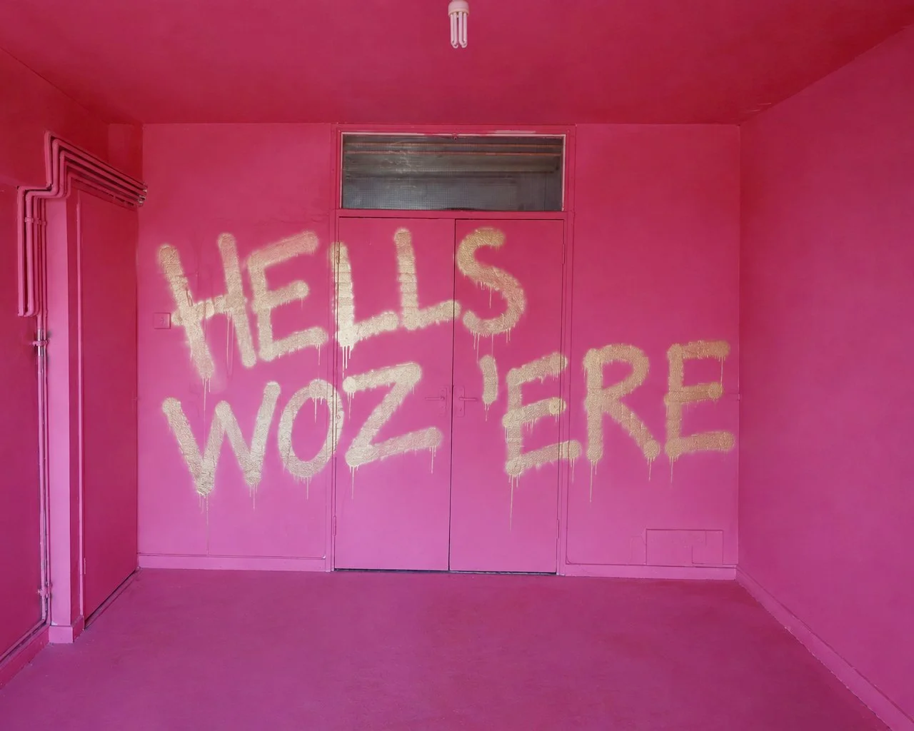 PINKROOM2_03.jpg