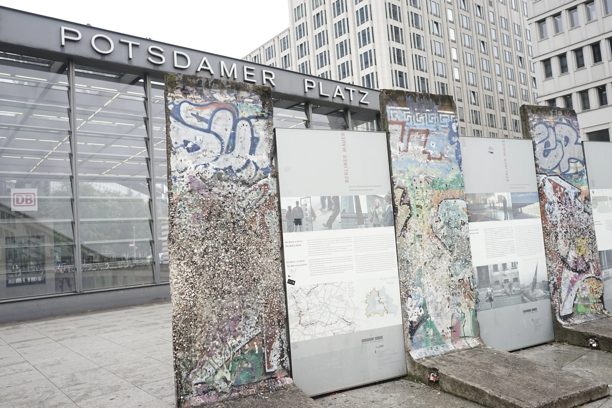 heavy / potsdamer platz, berlin