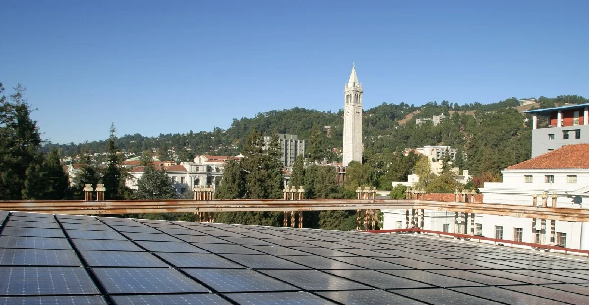 UC Berkeley horizontal with campanile 2 small.jpg