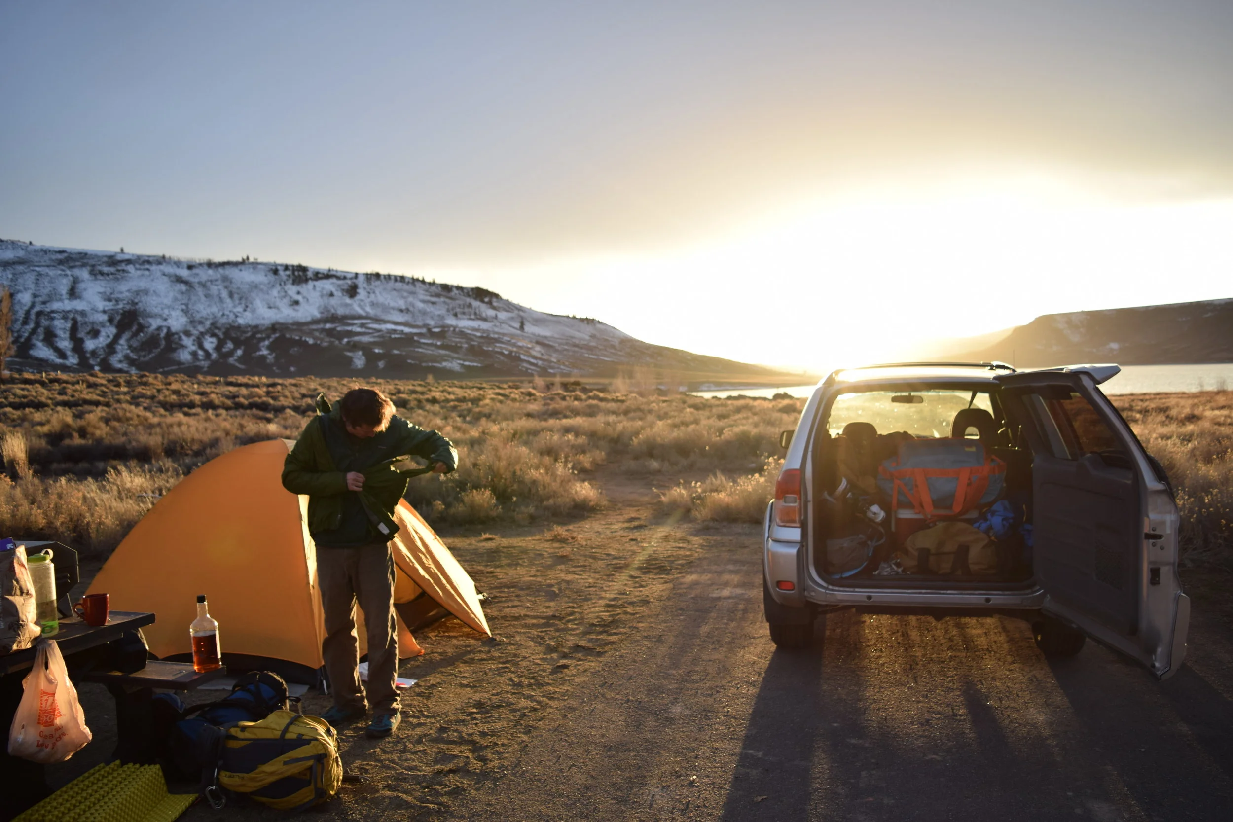 Christian Williams setting up camp | Max Ritter