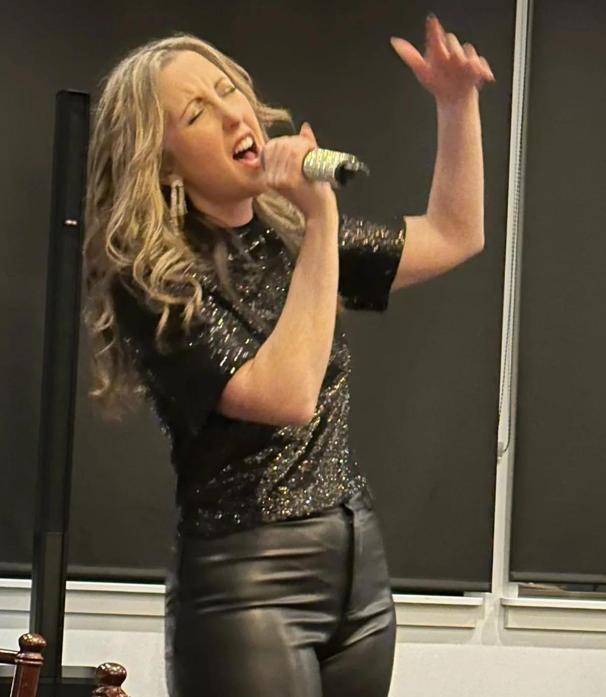 Live Music by Jenn Ryan