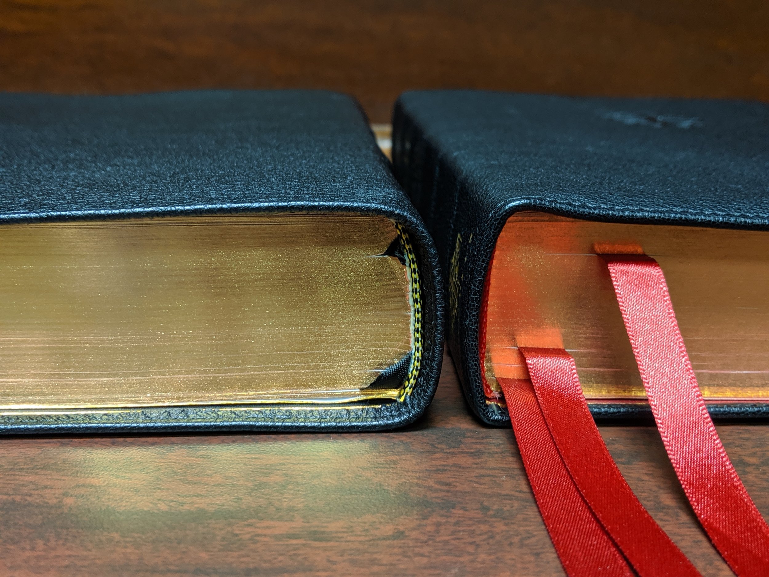  The Credo Quentel (right) may be just slightly thicker than the ESV Preaching Bible. 