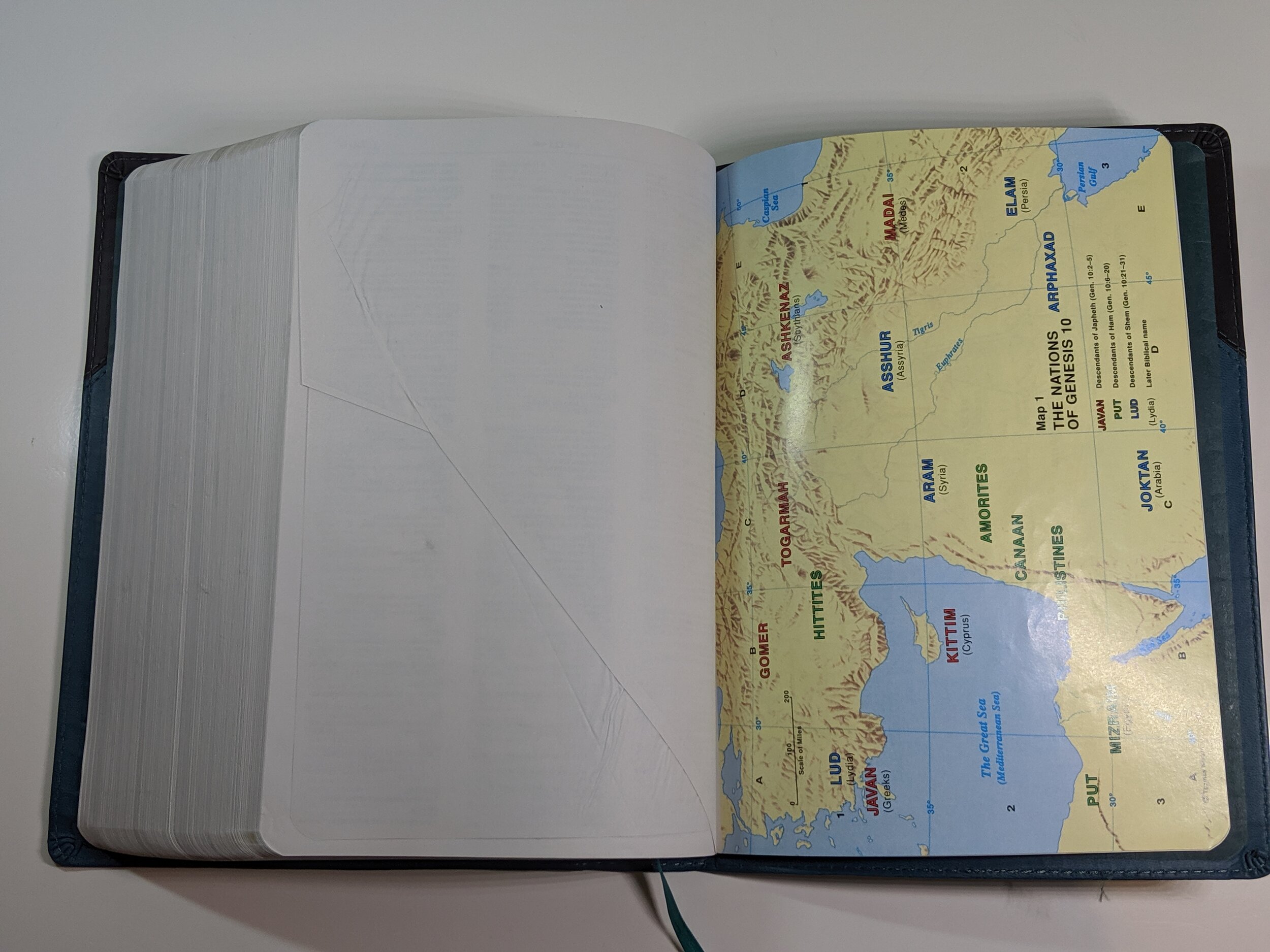  The first edition had one cardboard map 
