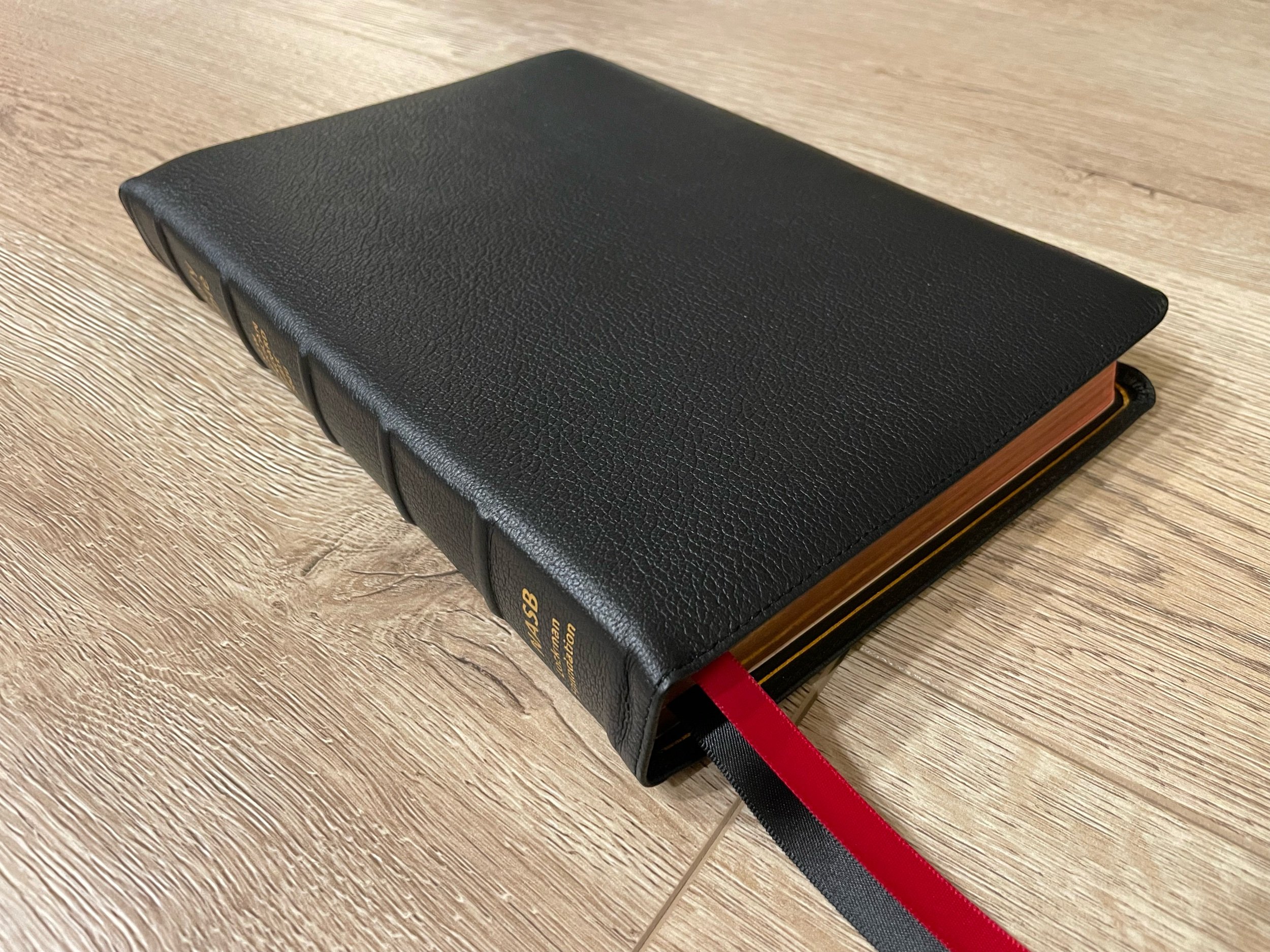 The Thomas Nelson NKJV Single Column Reference Bible Cam Hyde