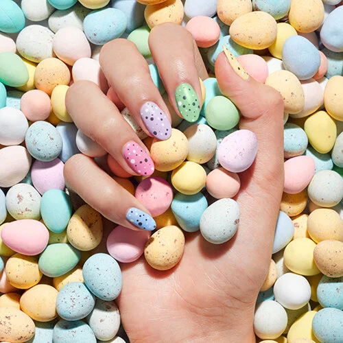 P4_Essie_Easter.jpg