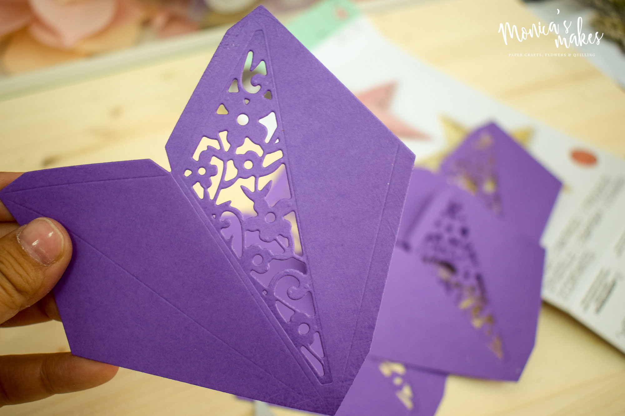 Pretty 3D Purple Paper Star Tutorial, made with Sizzix dies - See more at monicabadiu.com