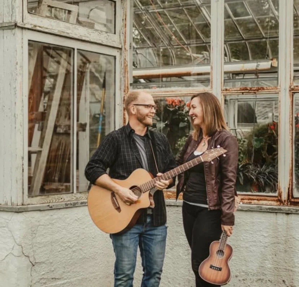 LIVE MUSIC WITH UNWIND MUSIC, MATT &amp; MEGAN ABBOTT 6 - 9 PM!