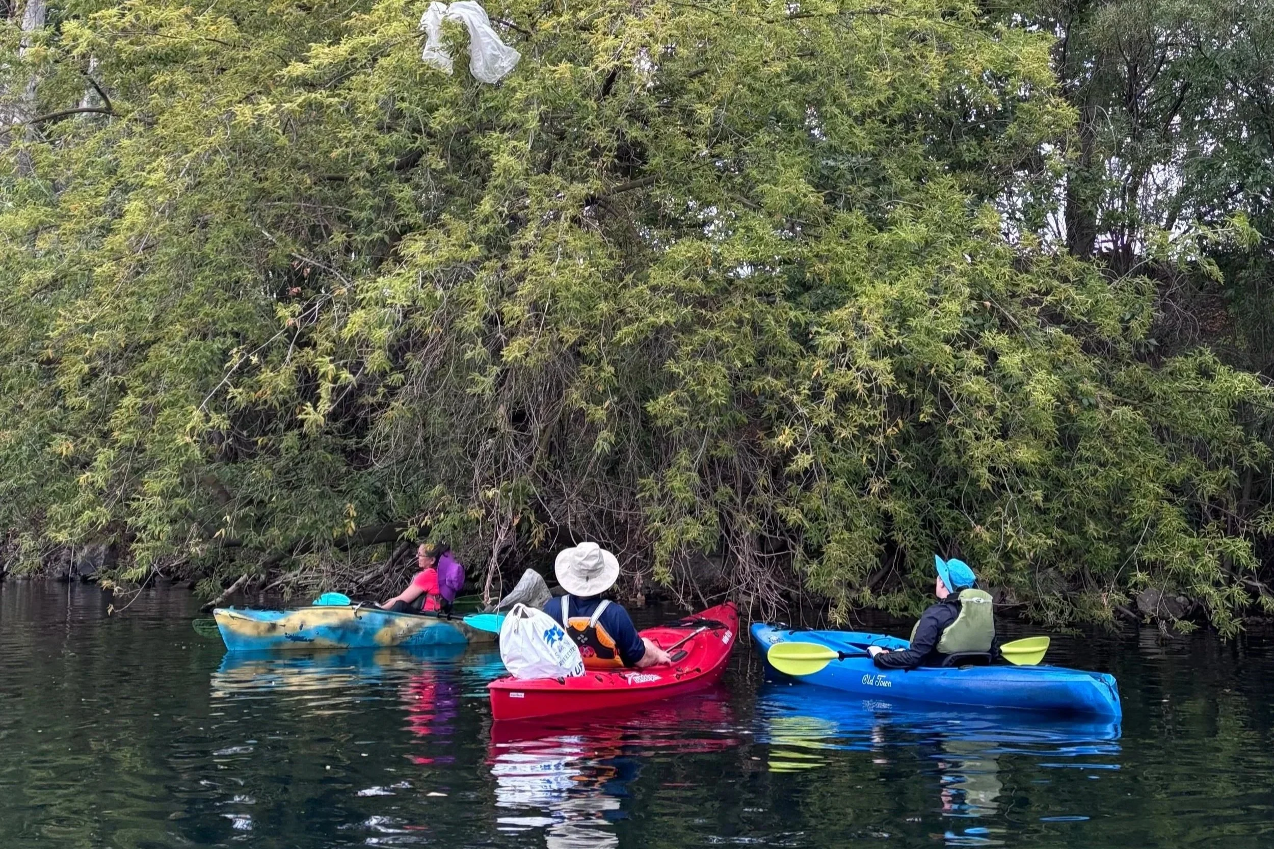 BYO-Boat On Water Cleanup Float