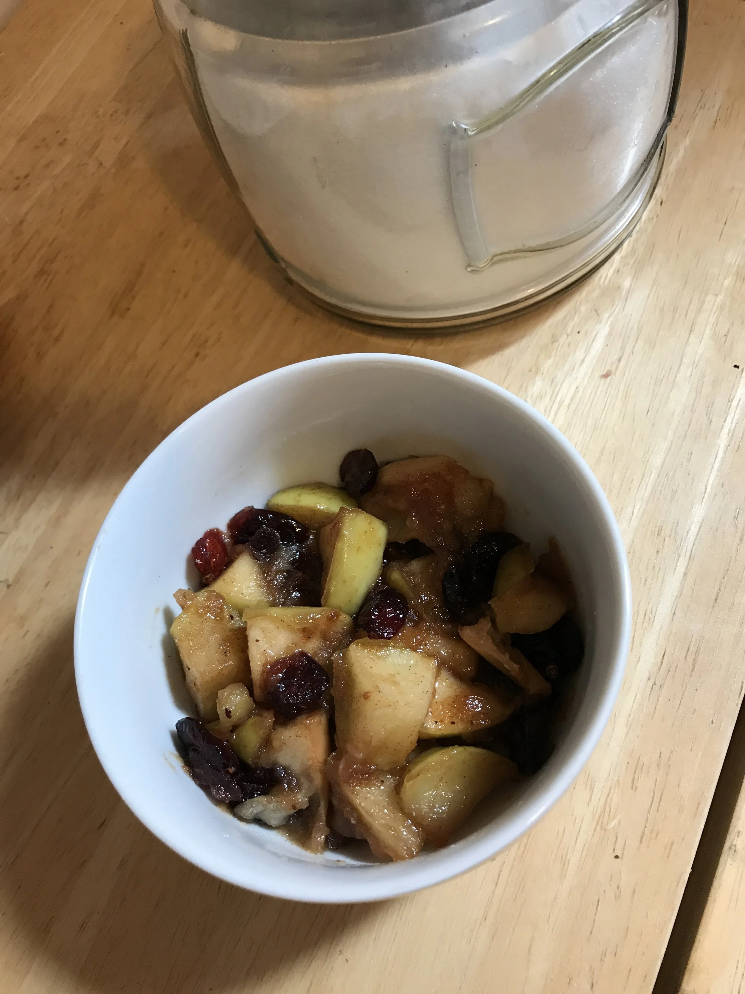 Warm Skillet Cinnamon Apples