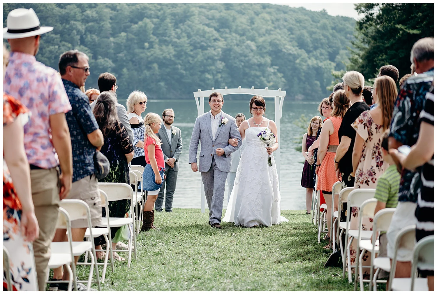 claytor-lake-virginia-wedding.jpg