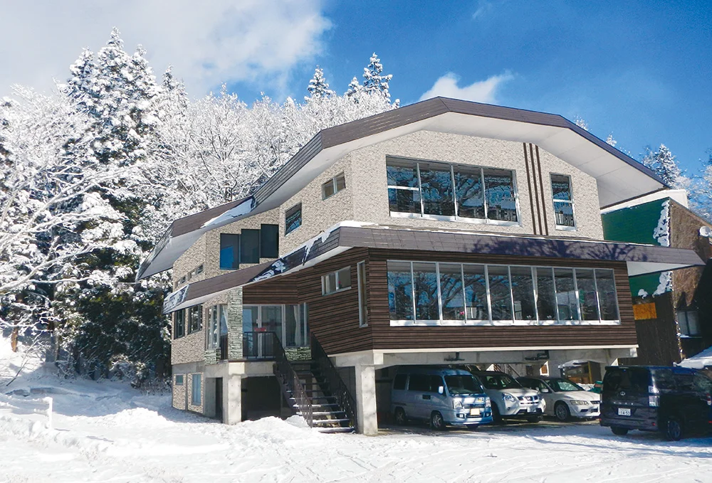 Happo Slopeside Apartments