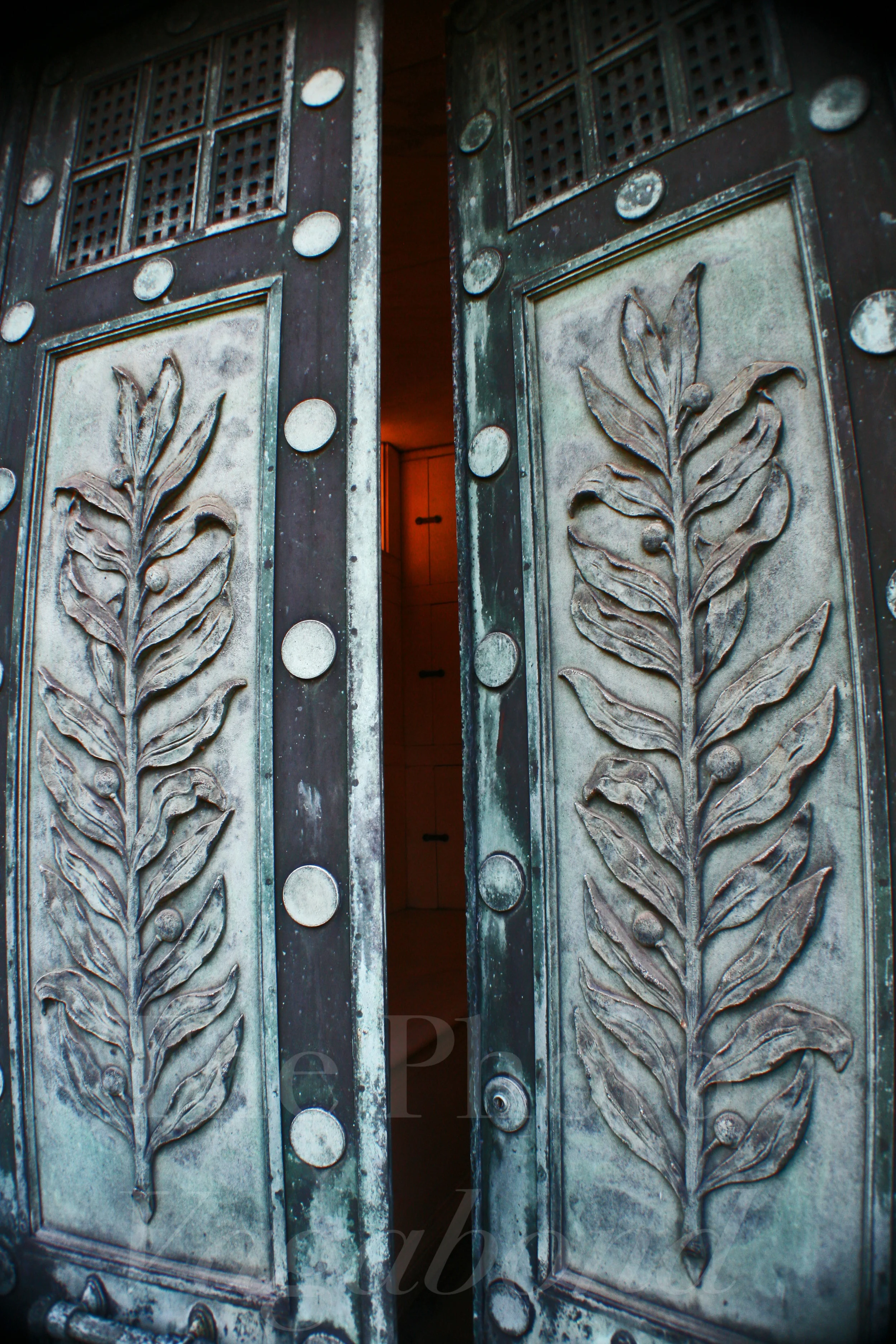 Cemetery Doors020.JPG
