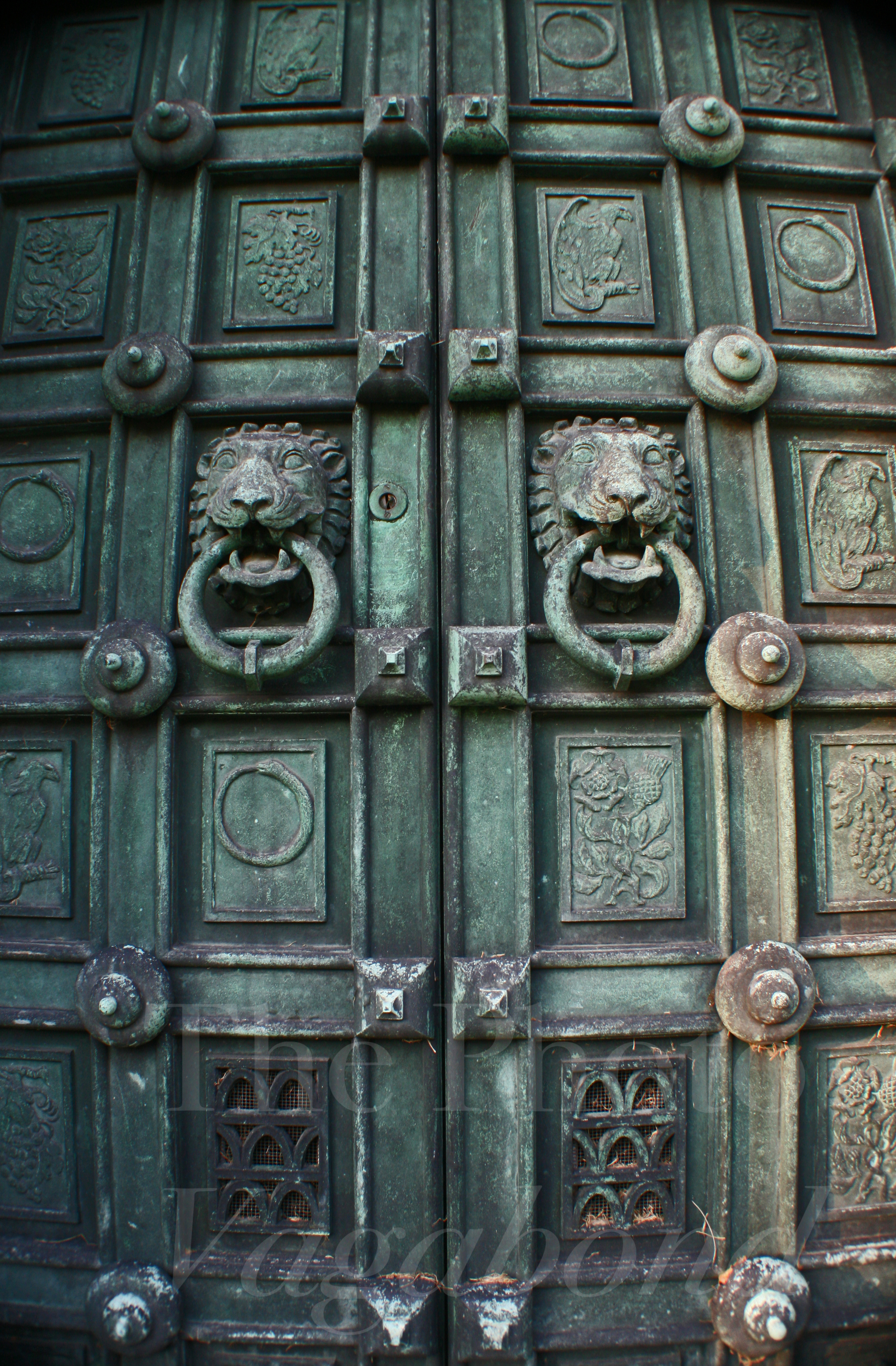 Cemetery Doors028.JPG
