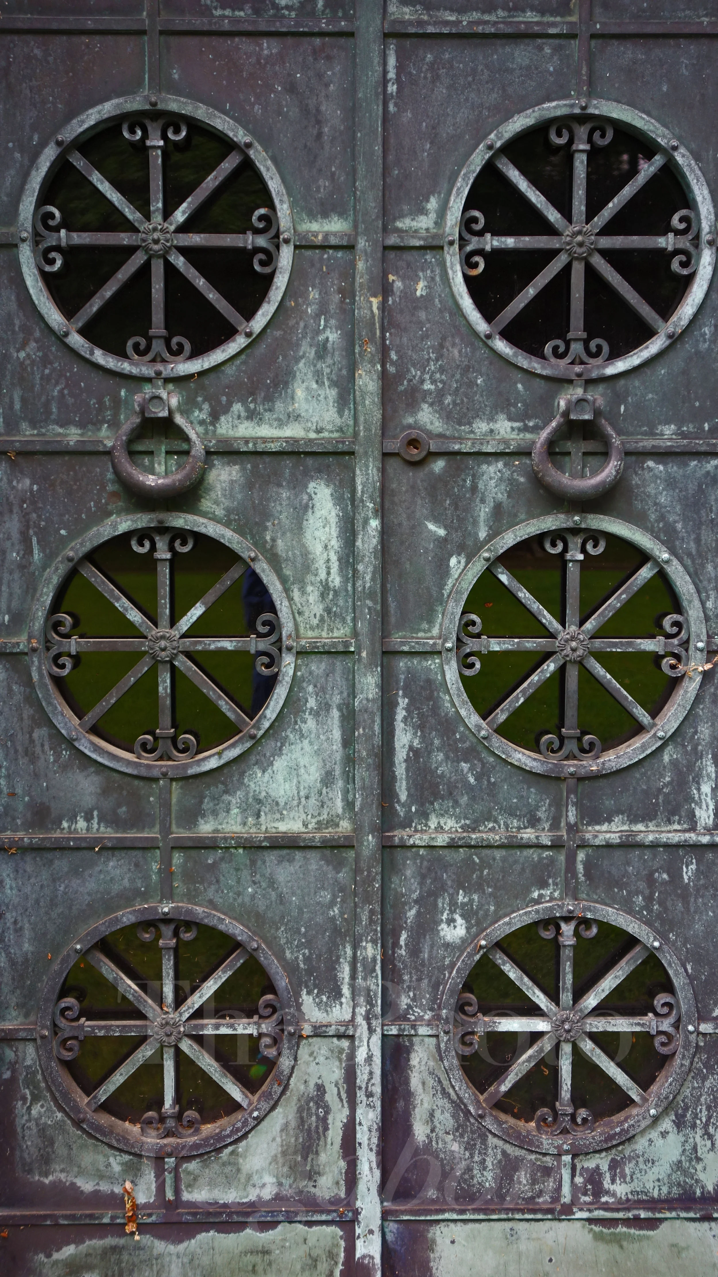 Cemetery Doors060.JPG