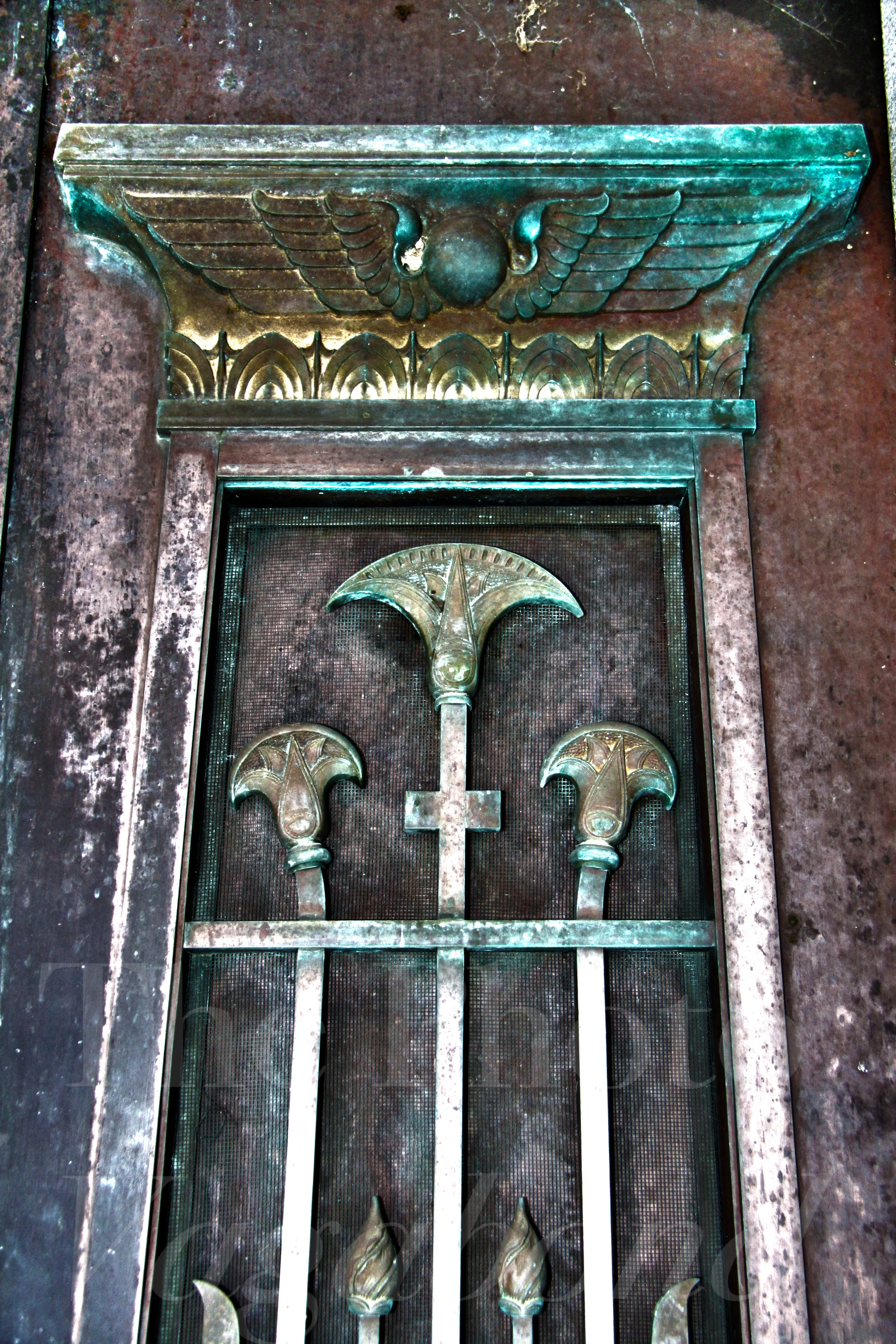Cemetery Doors065.JPG