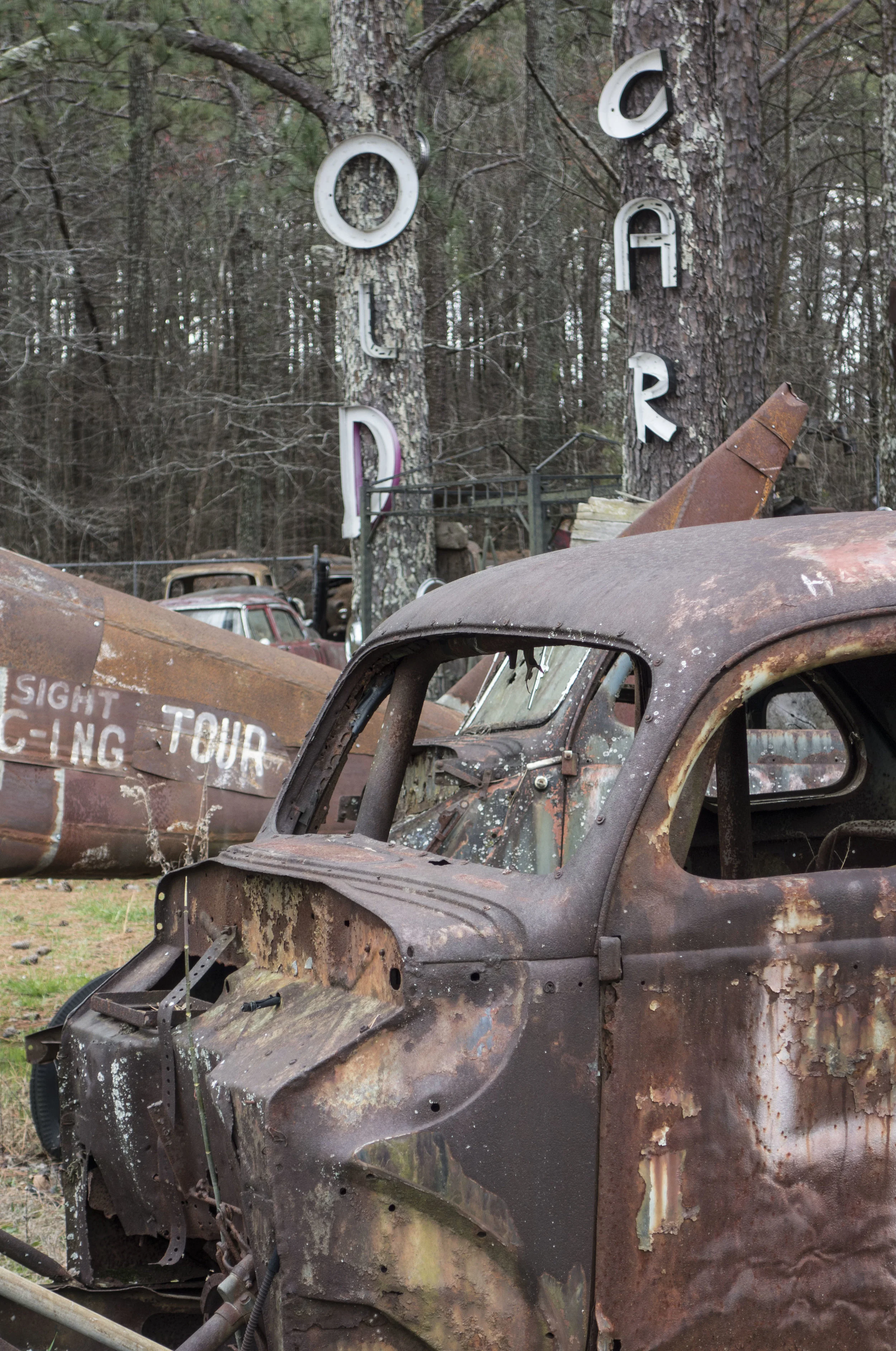 OLD CAR