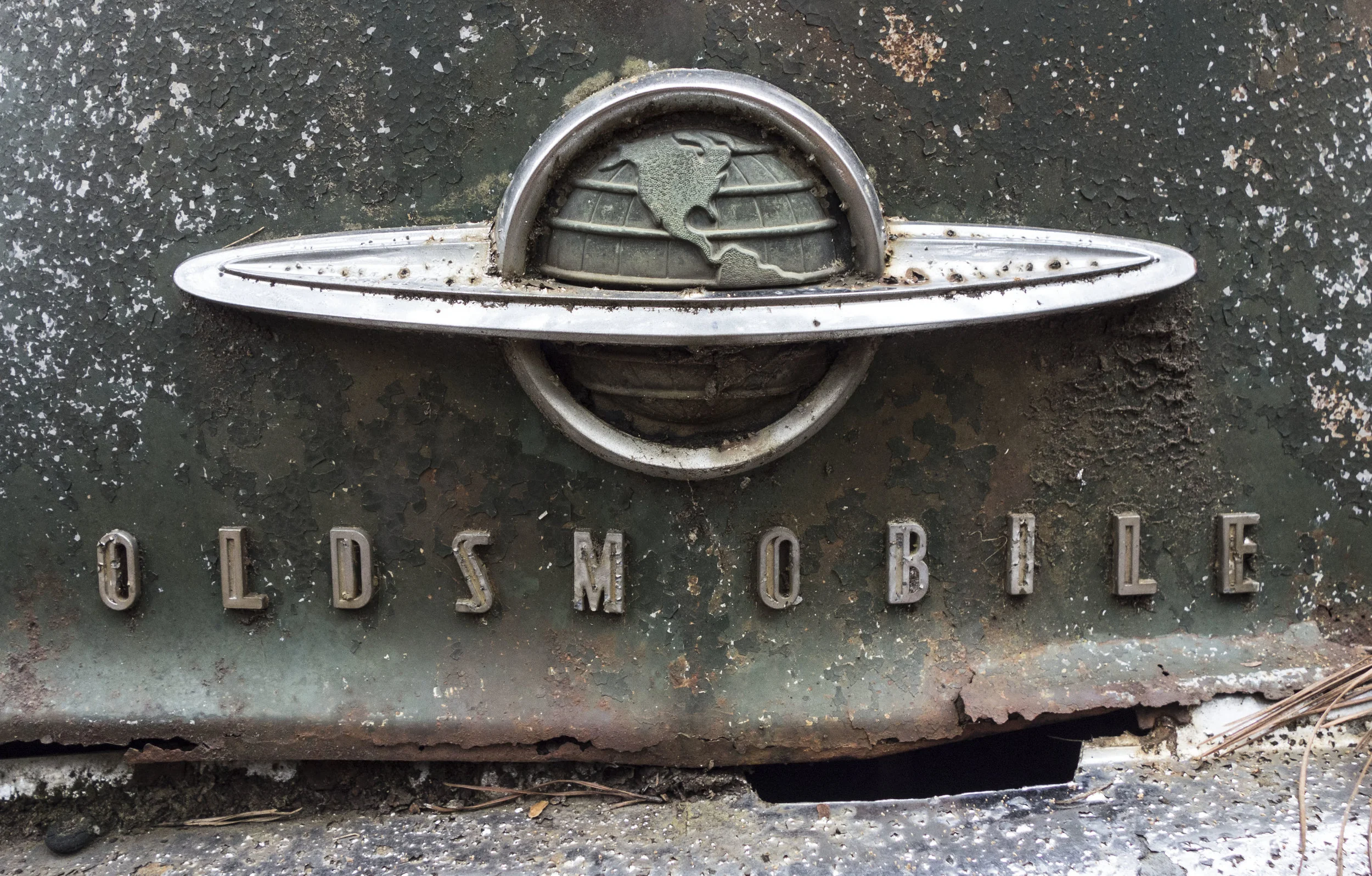 Oldsmobile Embossed Emblem