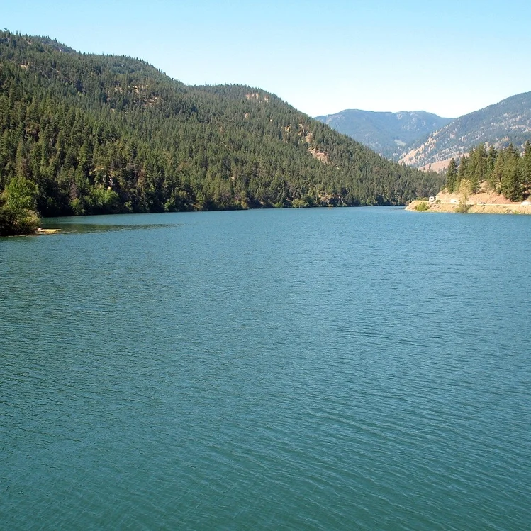 Yellow lake.jpg