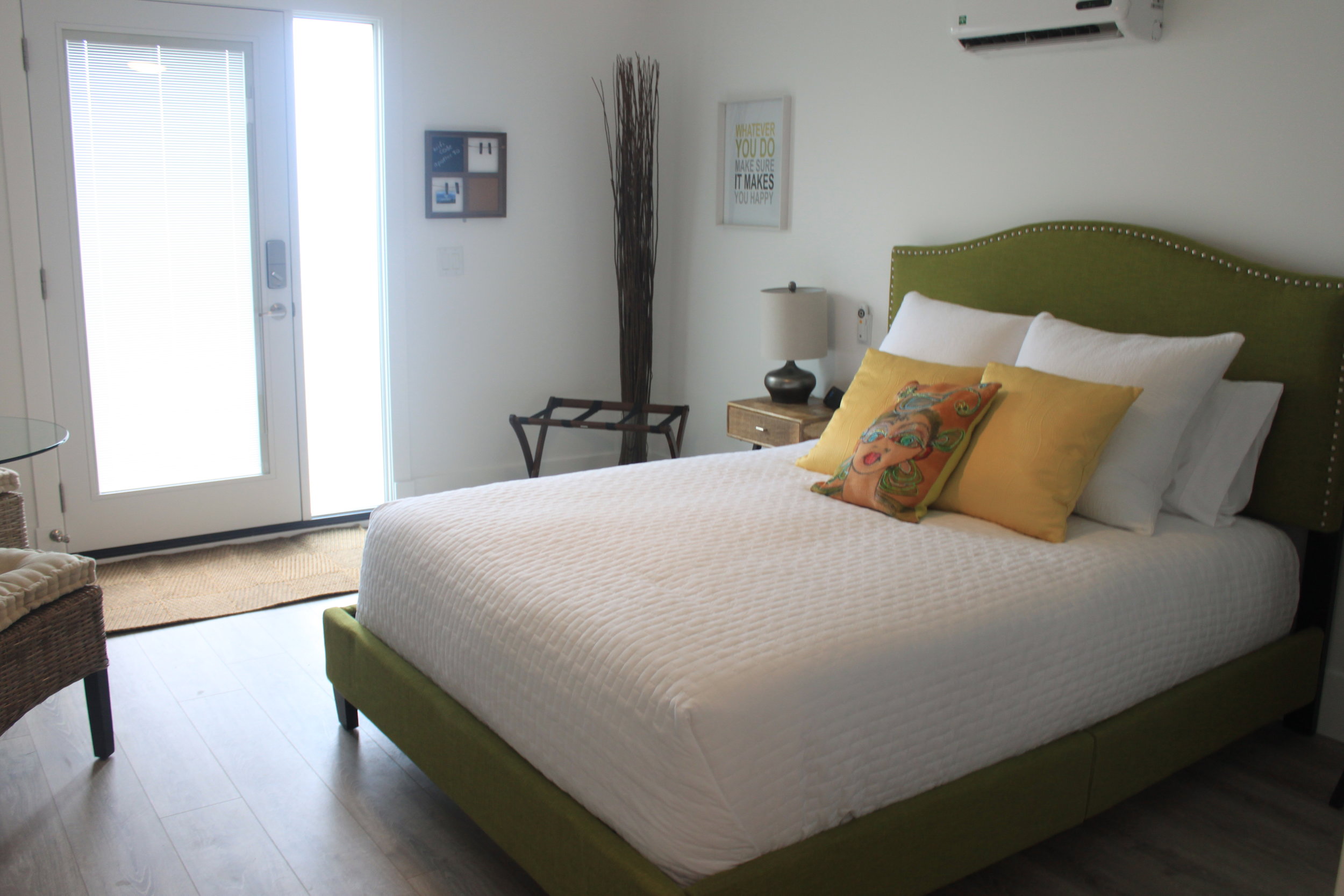 Solis Suite.jpg