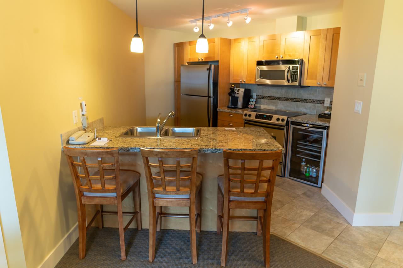 Kitchen in suite.jpg