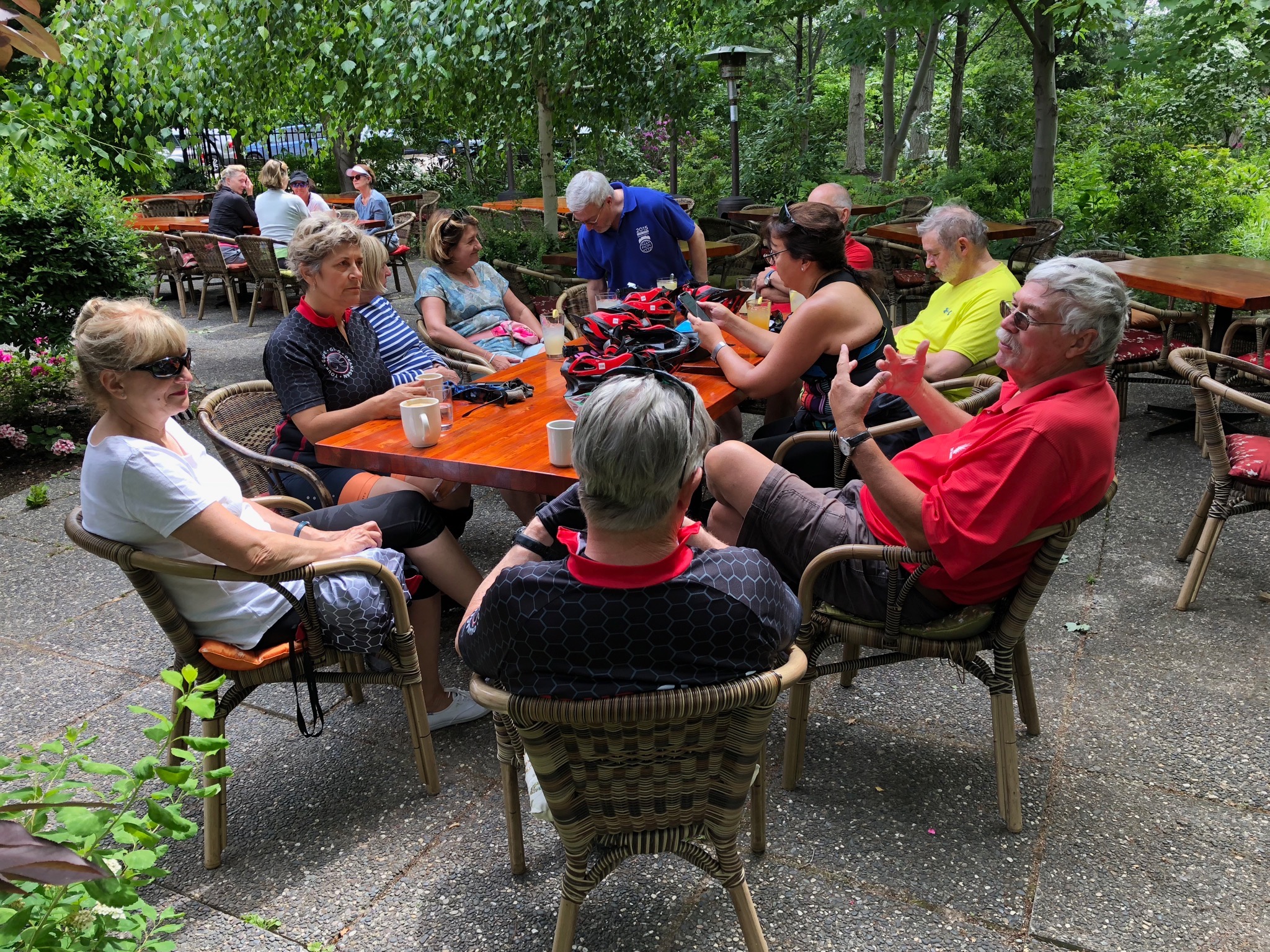 Our morning break in beautiful Linden Gardens