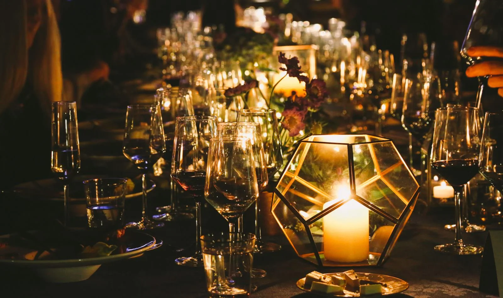 Summer-Outdoor-Party-Tablescape-Idea-Table-Decoration-Starry-Night-Jordan-Winery-Healdsburg-Alfresco-Dining-Event-WEB-SIZE-2511-1600x950.jpg