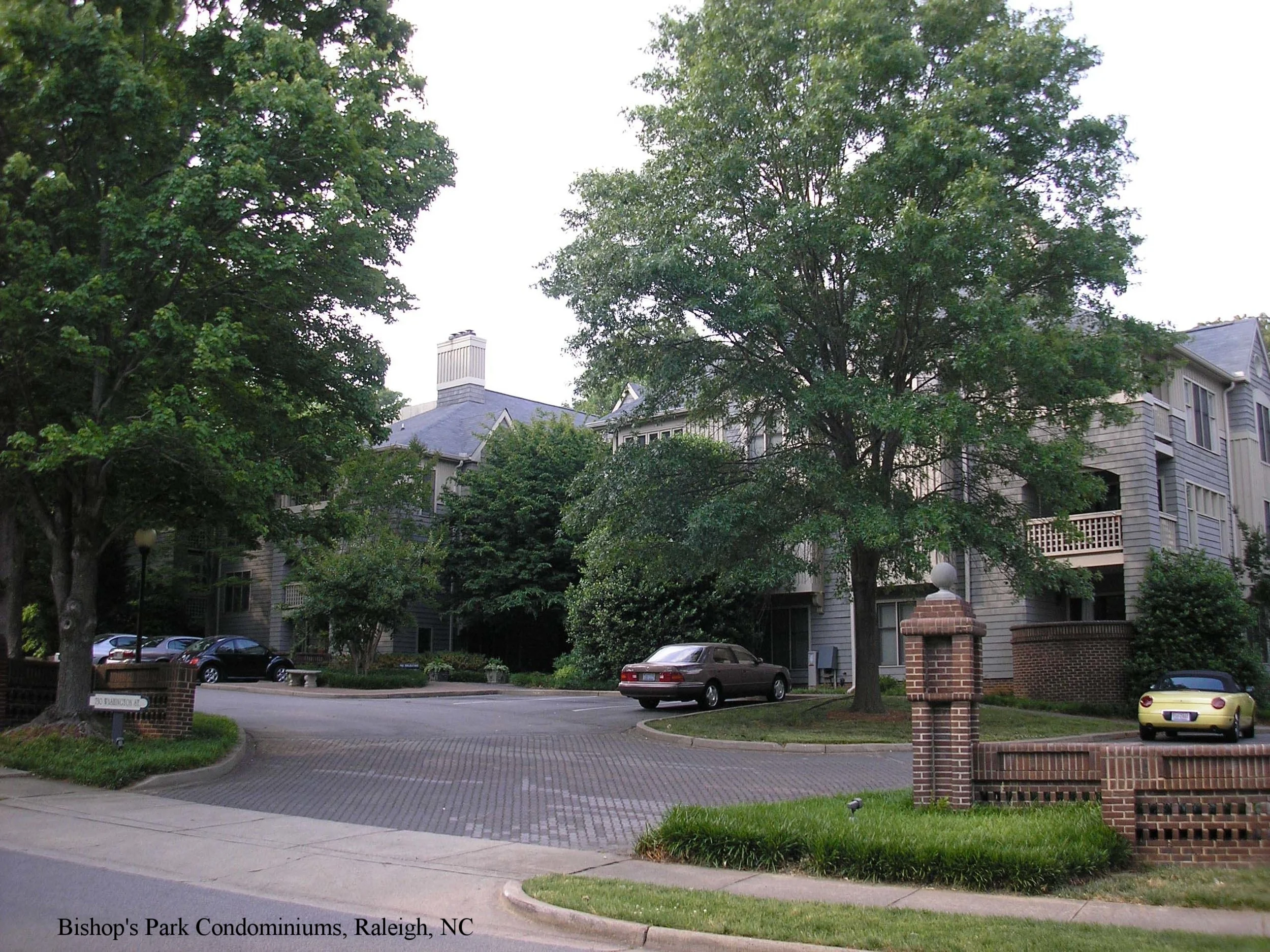 Bishops Park W Entry copy.jpg