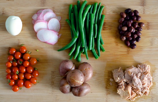 Tip: By having ingredients all ready to go, you are able to assemble your salad quickly after tossing to prevent from the lettuce leaves from wilting before eating/serving.