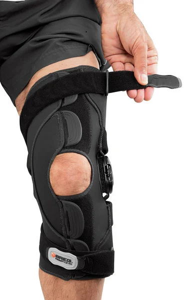b_3d93f11f9d4bd770d06a6fd55122e31bFreestyle-knee-topstrap2-Letmedco[1].jpg