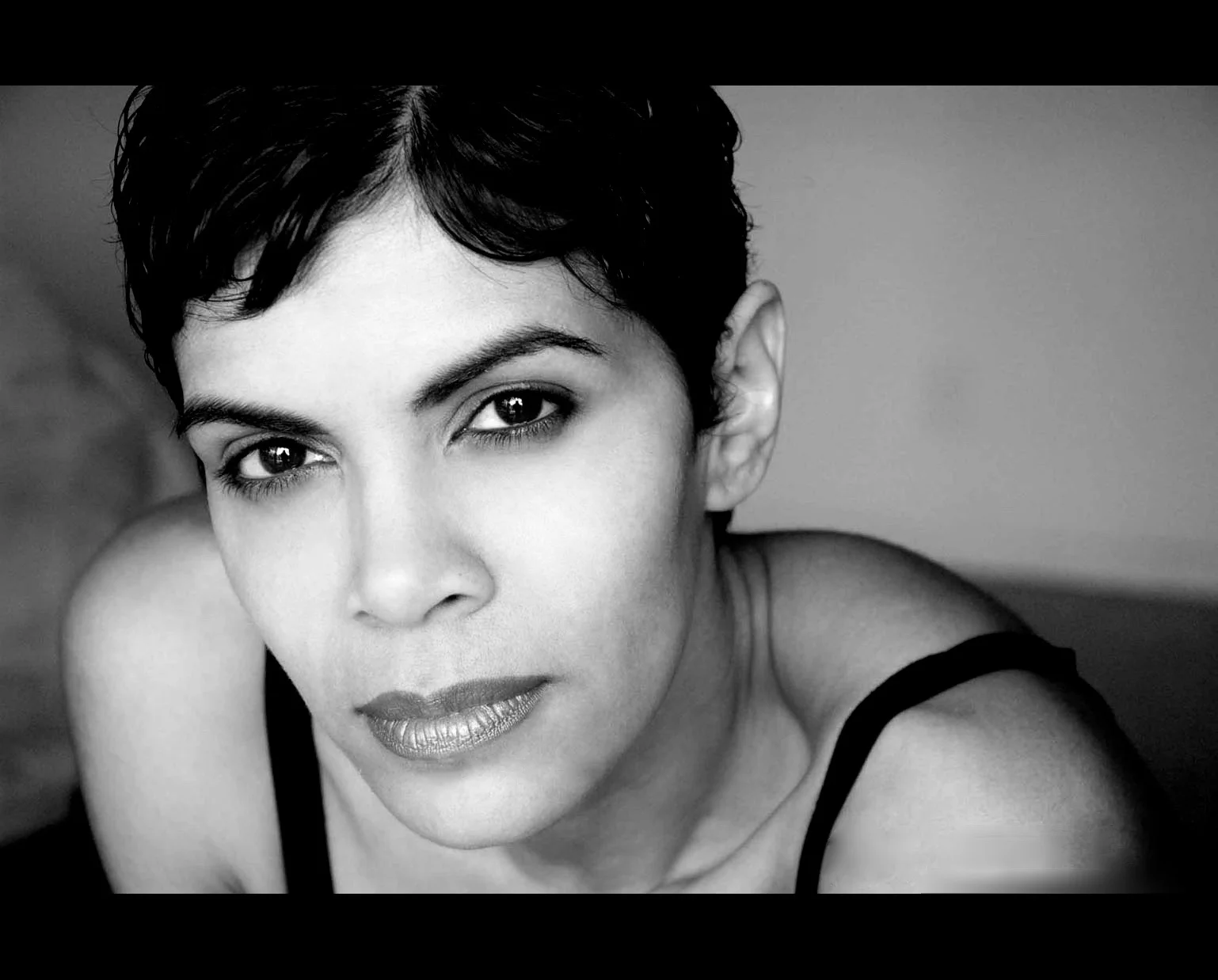 Pixie Hair ACTING PIC.jpg