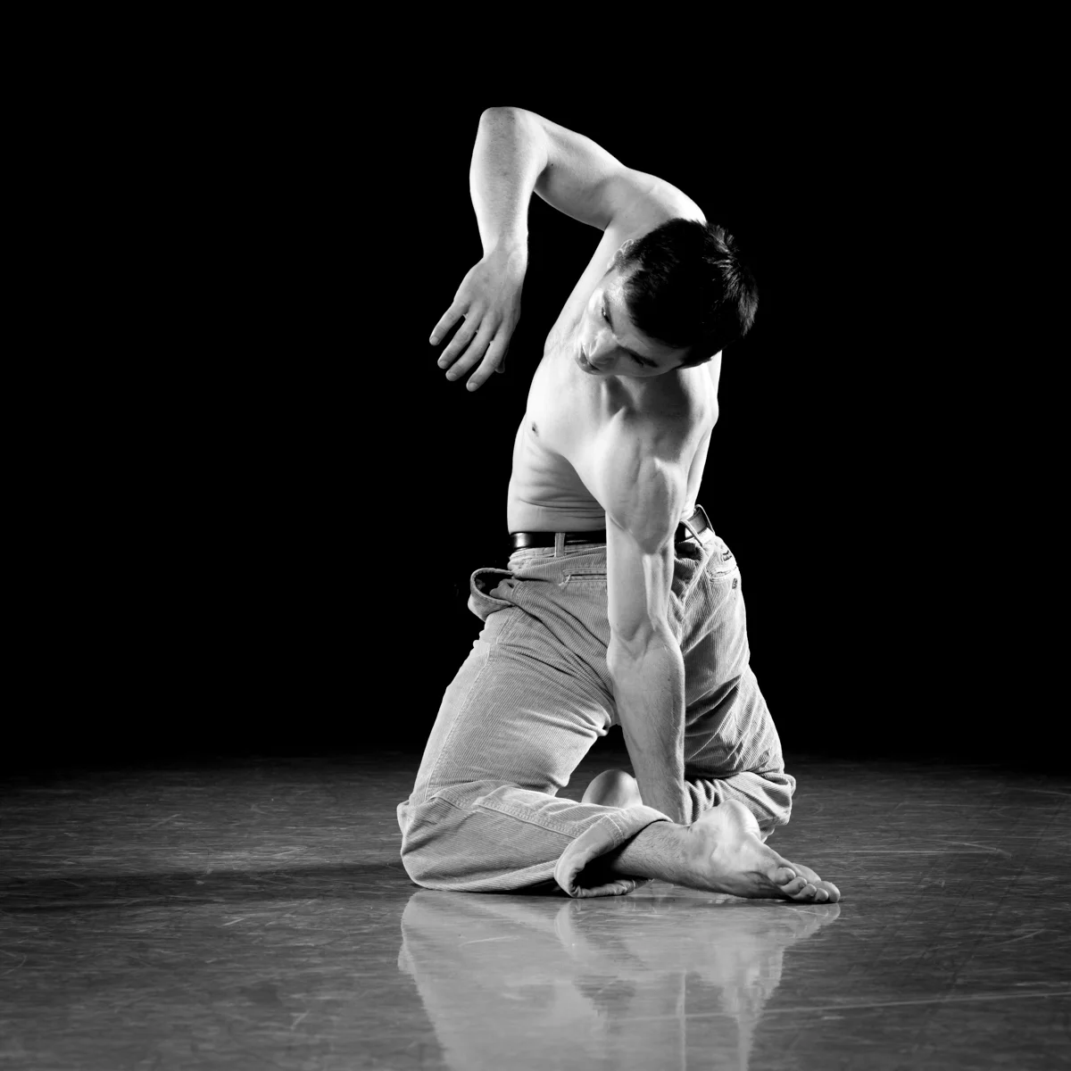 stephen-rusk-dance-mathew-prichard-01.jpg