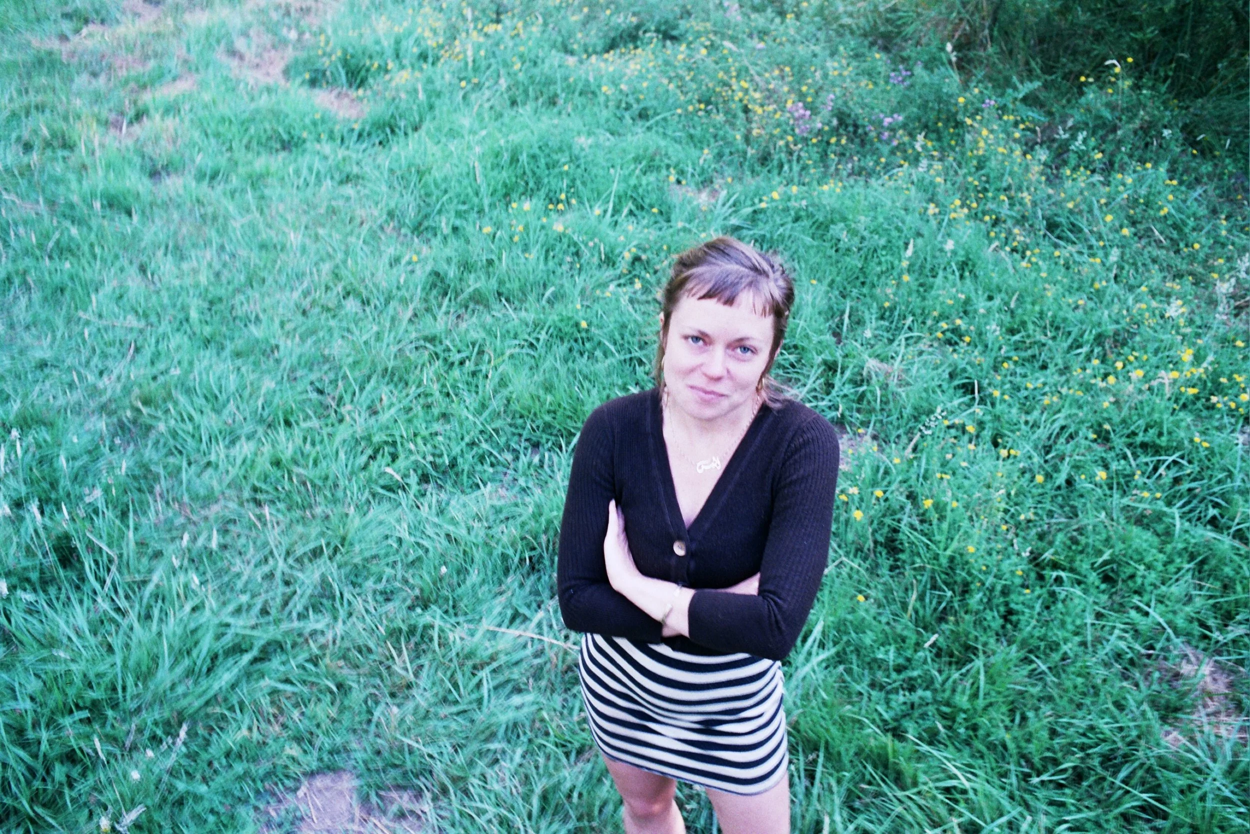 Episode #18: Amy Armantrout of Scavenge Magic of Eugene, OR on infusing planetary grief into garments with Black Walnut, scavenging to shift land relationships